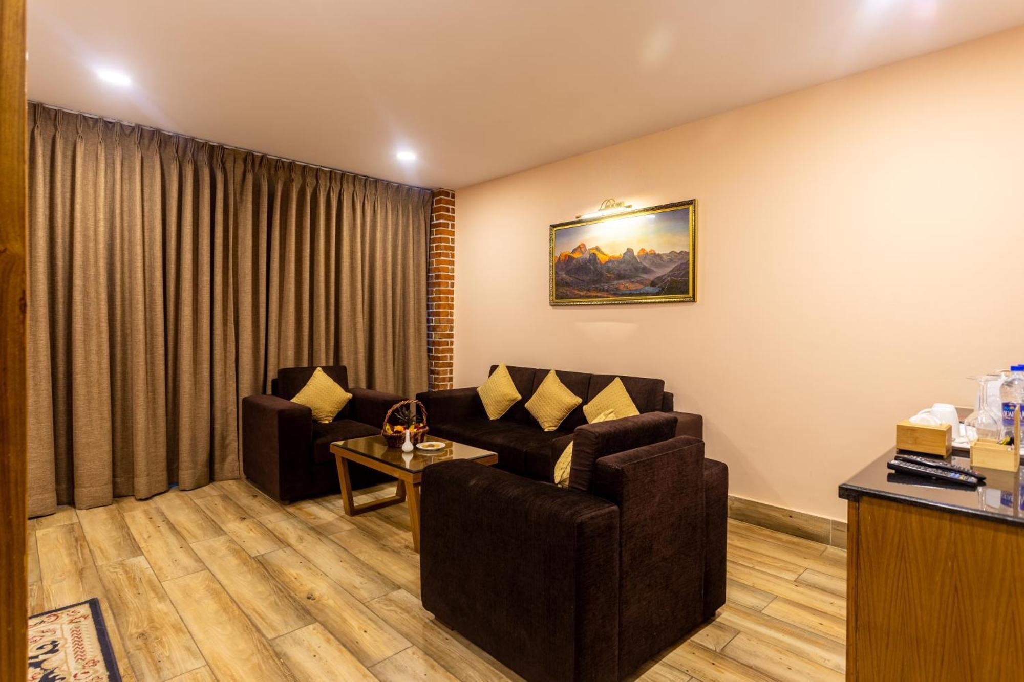 Dreamland Gold Resort & Hotel Bhairāhawā Kültér fotó