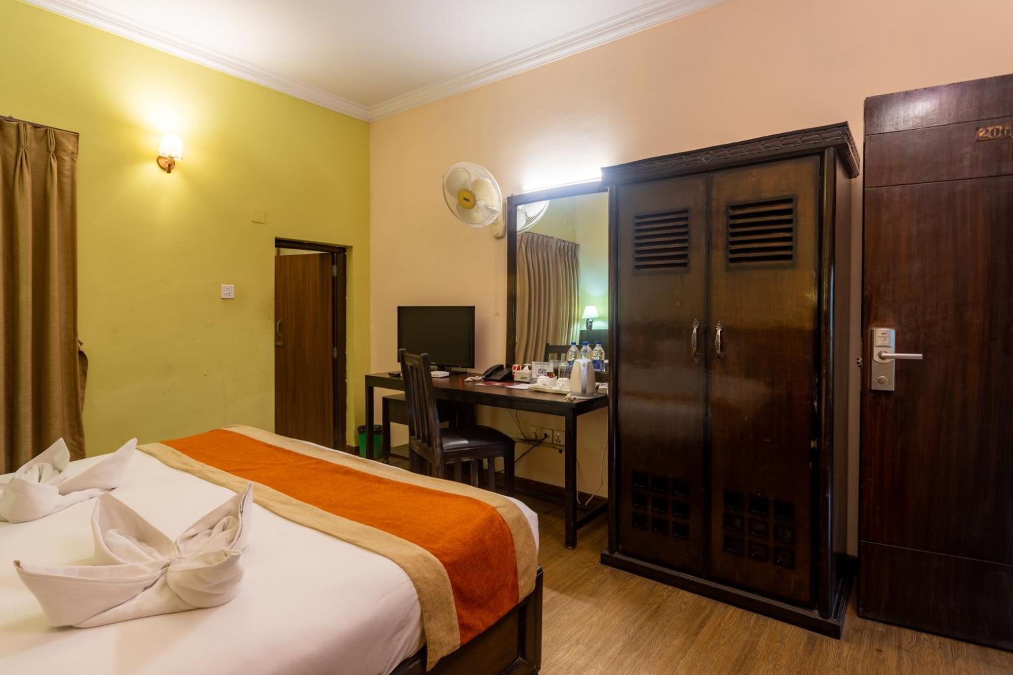 Dreamland Gold Resort & Hotel Bhairāhawā Kültér fotó